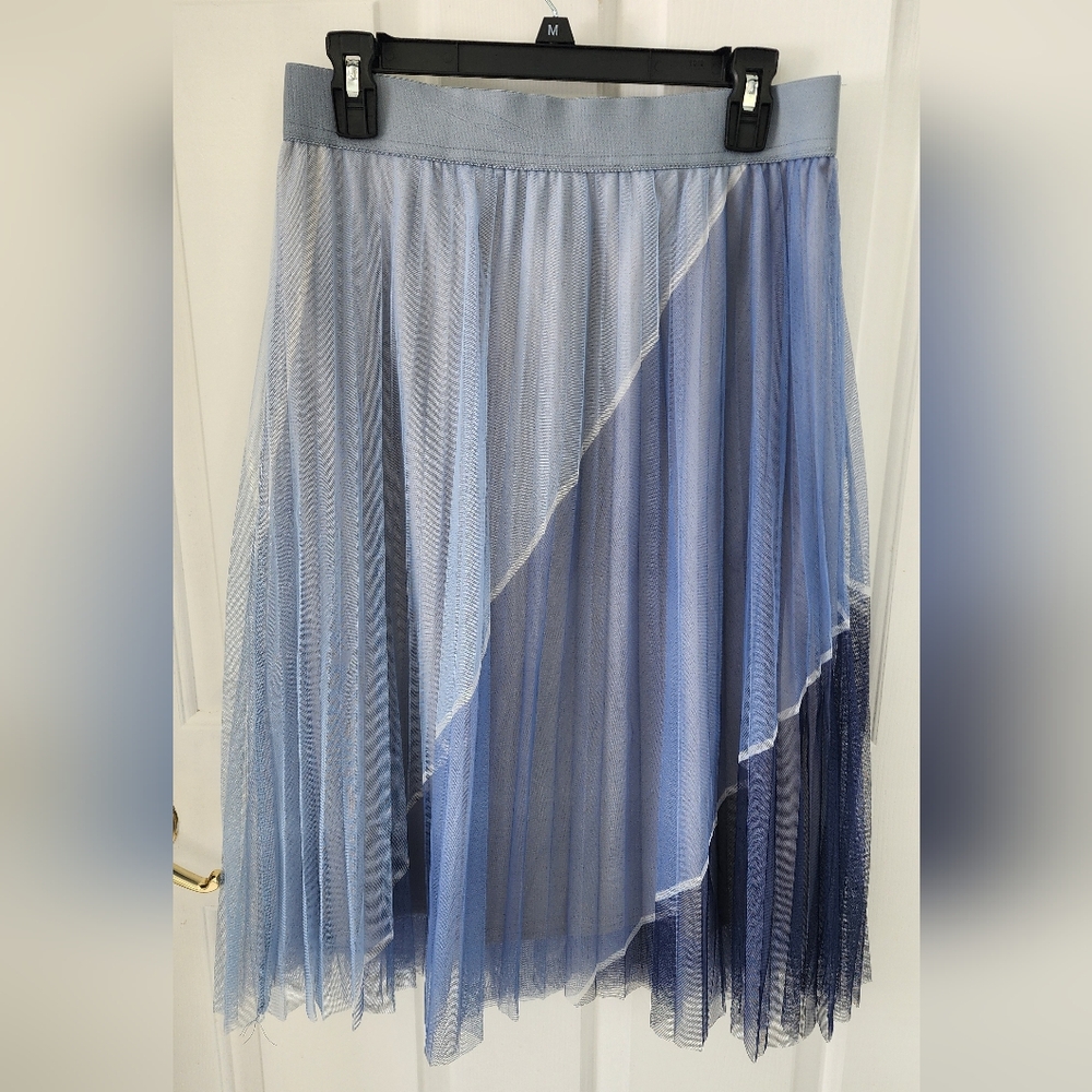 NWOT Metrowear Tulle Skirt Color Block Multi Layered Elastic Waist Size M
